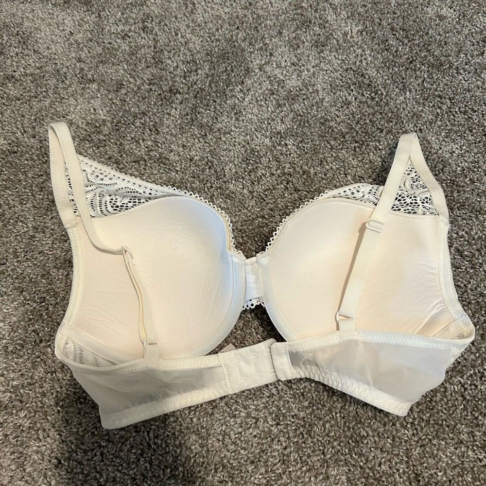 Auden Cream Lace Full-Coverage Bra - Picture 2 of 4